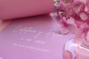 Invitación rosa boda